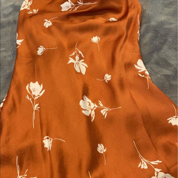 Short slip - Picture 1 of 5